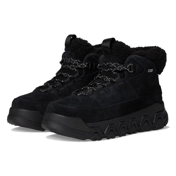 NWOB $200 UGG Women's TerreTrail Cozy Lace-Up Boot Size 10 Black 1158210 Suede - Picture 1 of 12
